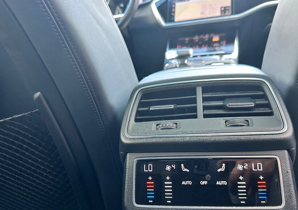 Audi A7 cena 249000 przebieg: 113000, rok produkcji 2020 z Toruń małe 106